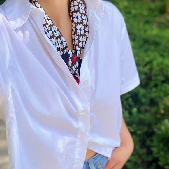 Four Petal Clover Scarf - Yellow - Picture 9 of 10